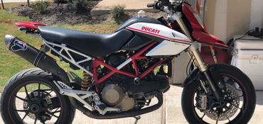 2008 DUCATI HYPERMOTARD 1100 S motorcycle for rent near Austin, TX