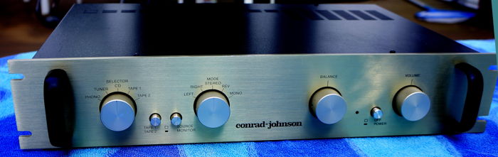 Conrad Johnson PV-8