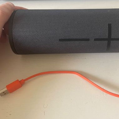 Enceinte Bluetooth 3 portable occasion état neuf