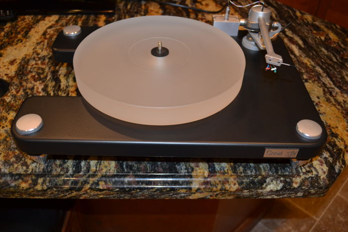 VPI Industries, Inc Aries Scout Turntable