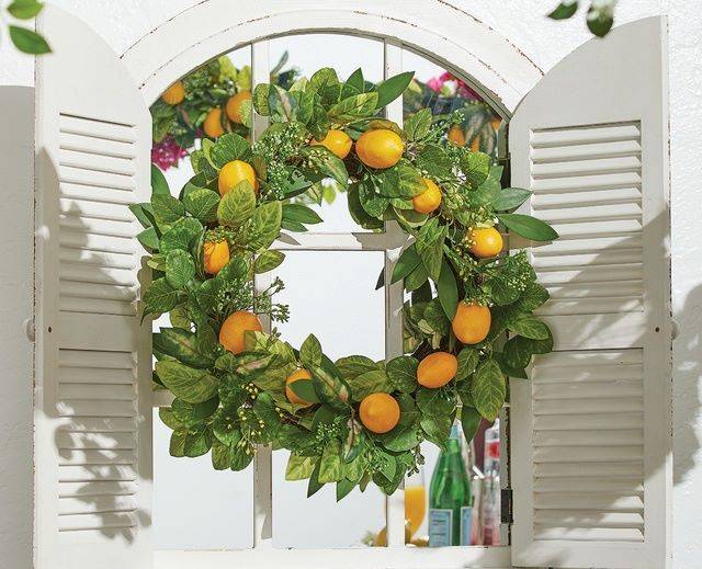 Lemon and Foliage Artificial Wreath