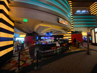 EXTRA Lounge at Planet Hollywood