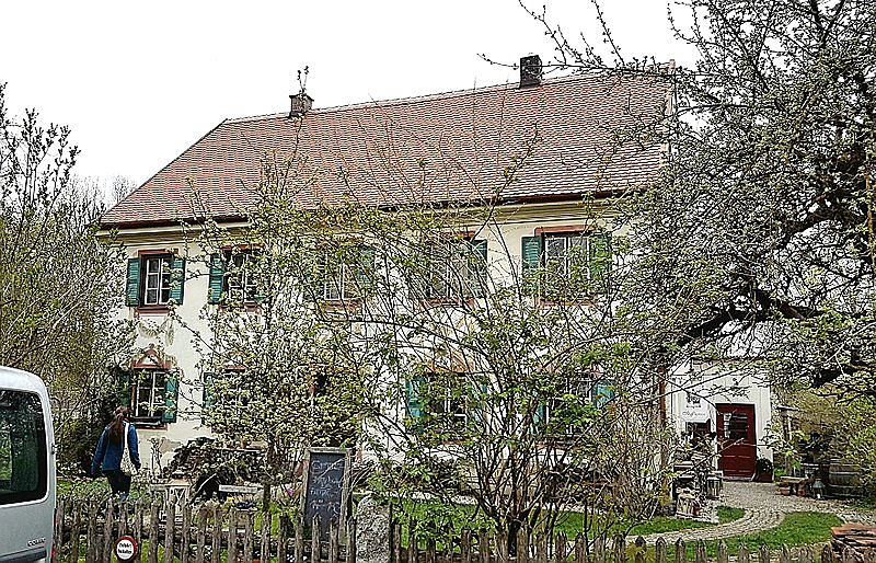  Dachau
- Haimhausen Haus - Immobilienmakler Haimhausen | Engel & Völkers Dachau