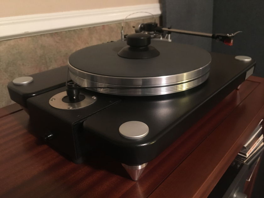 VPI  Scout 1.1 With Ortofon 2m Bronze...nice table!!