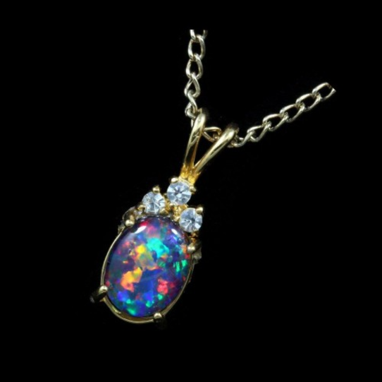 Opal Pendant 4012