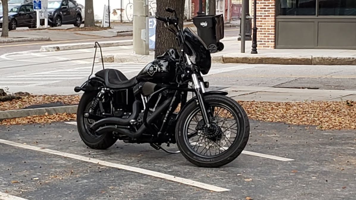 38+ Astonishing Harley davidson dyna custom ideas