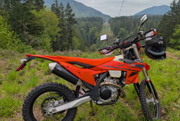 2025 KTM 500 EXC-F motorcycle for rent near Issaquah , WA