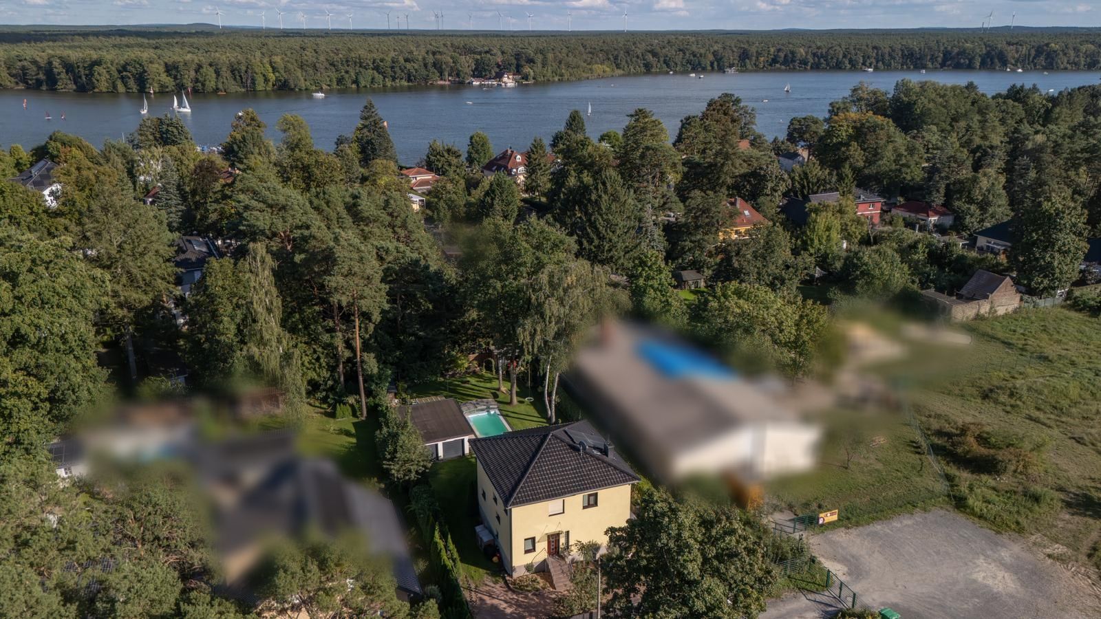 Hochwertiges Einfamilienhaus mit Einliegerwohnung &amp; Pool