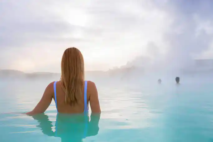 Blue Lagoon Access w/ Mud Mask, Drink & Towel