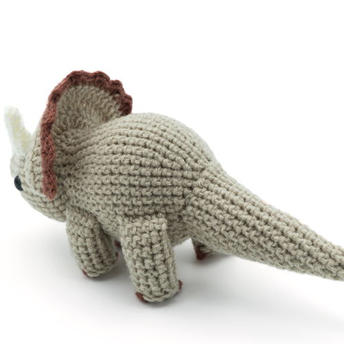 Amigurumi Triceratops-dinosaurus