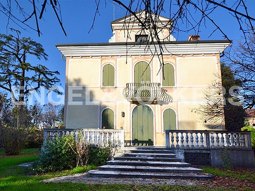  Treviso
- prestigiosa-villa-storica-a-porta-santi-quaranta (4).jpg