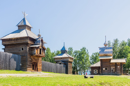 Музеи в Листвянке и Тальцах + сплав на байдарках по Байкалу и Ангаре