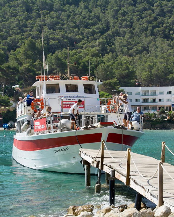 Shuttle Ferry Ibiza - Santa Eularia - Es Canar