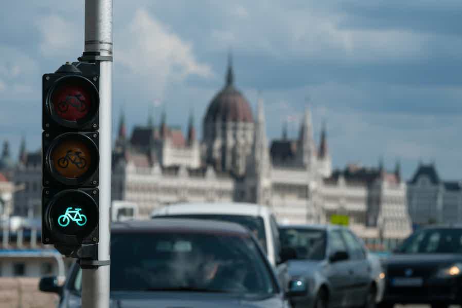 Budapest Wheels & Meals bike tour with a Hungarian Goulash - photo 5