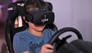 leavr lenkrad und pedale