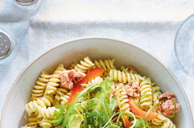 Salade de rotinis au thon et à l'avocat