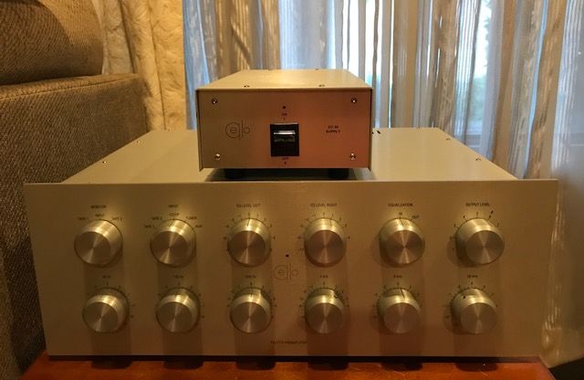 Cello Palette Preamplifier with Power Supply - Excellen...