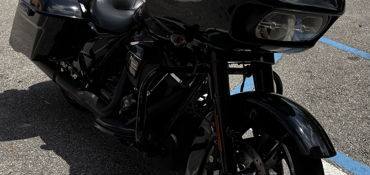 2020 HARLEY-DAVIDSON ROAD GLIDE SPECIAL motorcycle for rent near Palm Beach Gardens, FL