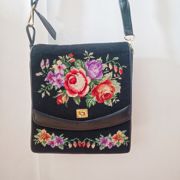 Retro-Handtasche für Damen im Vintage-Stil 