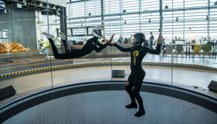 hurricane factory berlin flug