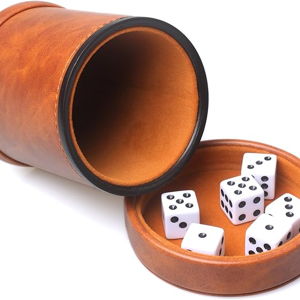 Brown PU Leather Dice Cup with Lid, Velvet Interior Quiet Dice Shaker Cup with 6 Dice for Liars Dice/Farkle/Yahtzee Games, 1 Pack