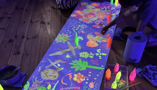 glow yoga yogamonster