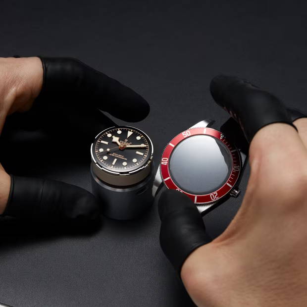 Rolex peut-il prendre en charge l’entretien et la réparation d’une montre Tudor ?