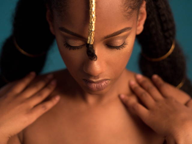 Yelenah Saro