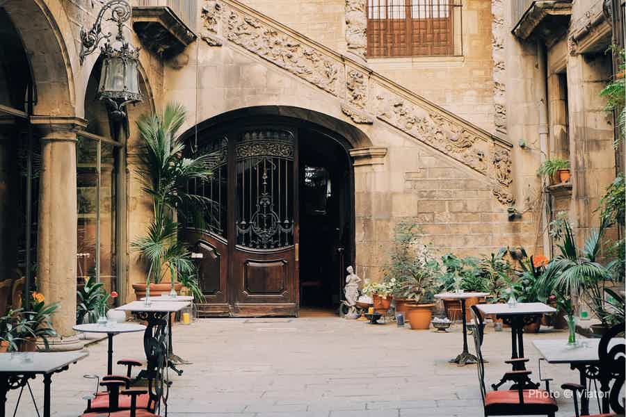 Private Best of Barcelona with Sagrada Familia & Park Güell visit - photo 3