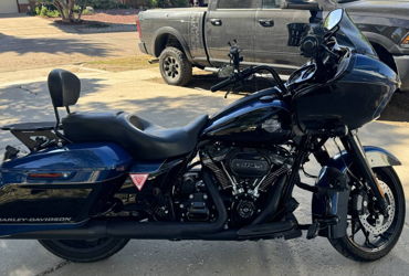 2022 HARLEY-DAVIDSON ROAD GLIDE SPECIAL motorcycle for rent near Colorado Springs, CO