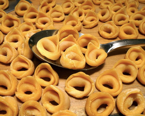 Cooking classes Cava de' Tirreni: Cappelletti in pheasant broth