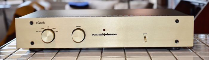 Conrad Johnson Classic-2 Preamplifier