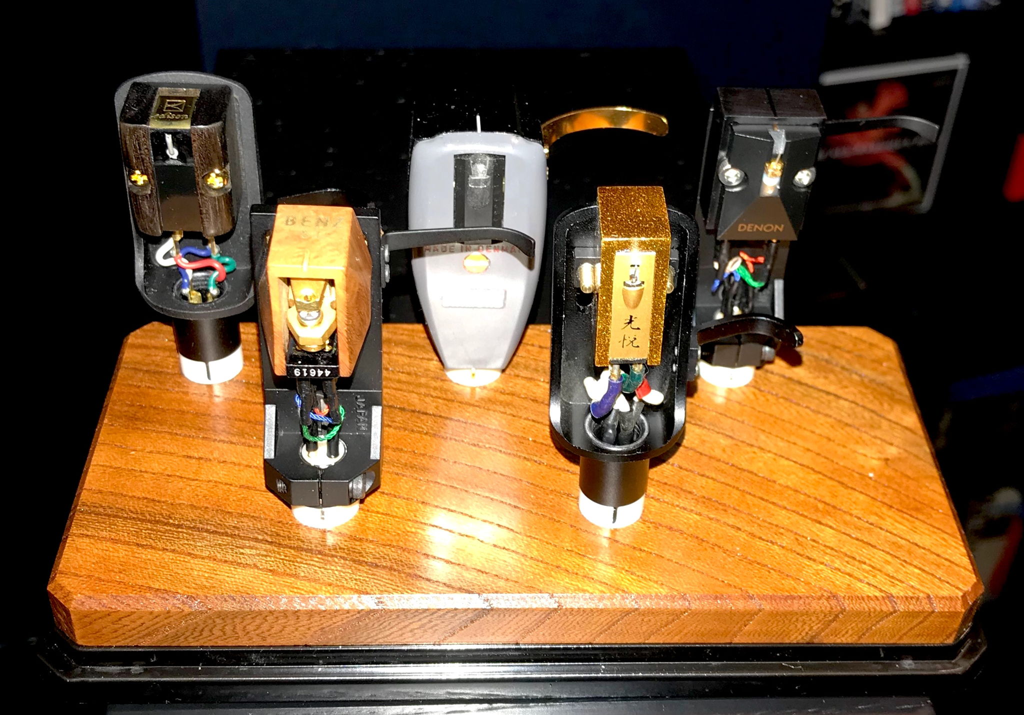 Phono Cartridge Brigade - Benz-Micro, Koetsu, Miyajima Mono, Ortofon Synergy SPU, Denon 103R