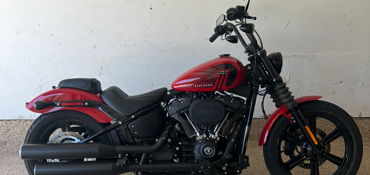 2023 HARLEY-DAVIDSON STREET BOB 114 motorcycle for rent near Draper, UT