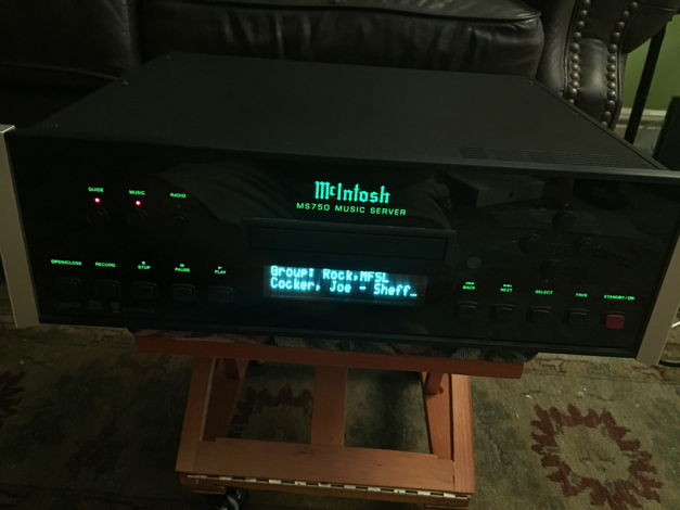 Mcintosh  MS750 Music Server