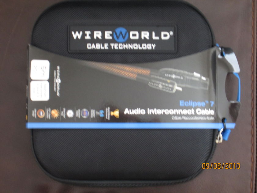 Wireworld Cable Technology  Eclipse 7  Audio interconnects 0.5 Meter RCA