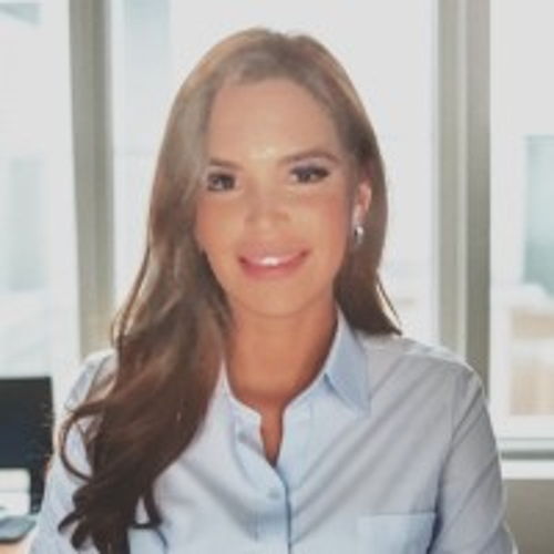 Amanda  Hernandez