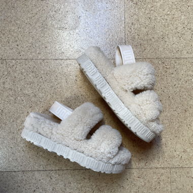 cute uggs slippers 