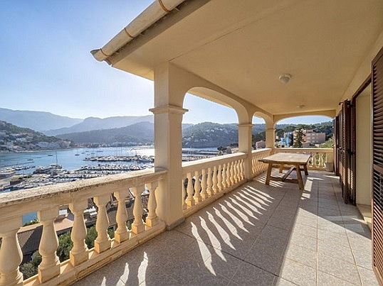  Balearic Islands
- High quality penthouse with exclusive equipment details for sale, Puerto de Sóller, Mallorca