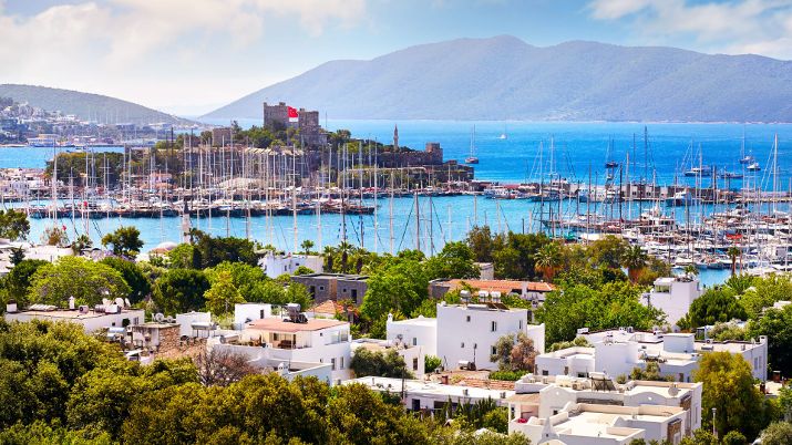 Bodrum is a popular starting point for the traditional Turkish Blue Voyage, offering breathtaking cruises along the Aegean and Mediterranean