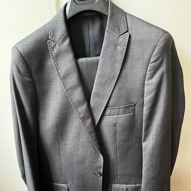 Schöner Anzug der Marke Paul Kehl in grau!