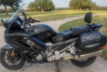 2015 YAMAHA FJR1300A motorcycle for rent near San Antonio, TX