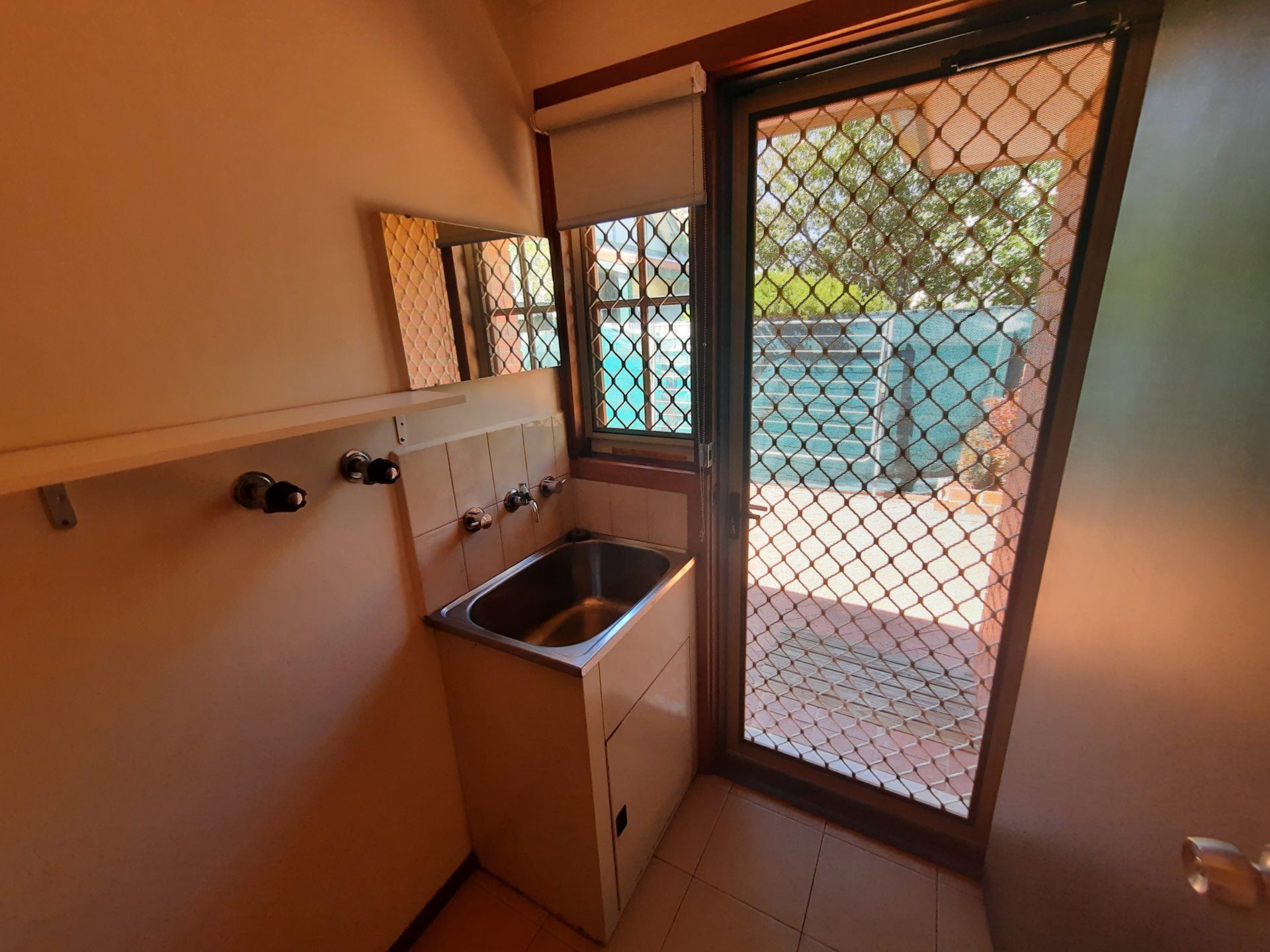 Spacious and Low Maintenance Villa - Ascot Vale - Image 8