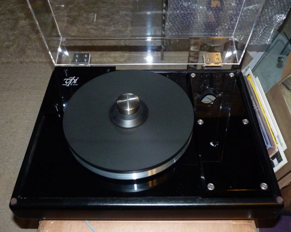 VPI HW-19 MK4 turntable MINT condition heavy upgraded.