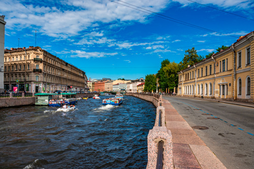 Петербург — по дорогам и каналам