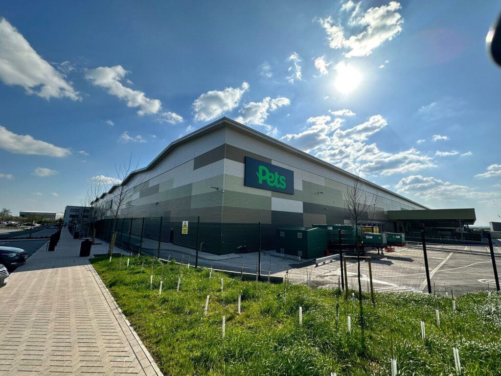 OCS Partners with Pets at Home on 3-Year Facilities Services Agreement