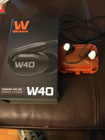 Westone Labs W-40 Earbuds W-40 One Month Old Used 3 hou...
