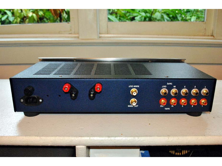 Blue Circle CS Integrated amp with pre-outs NEW LOWER PRICE!