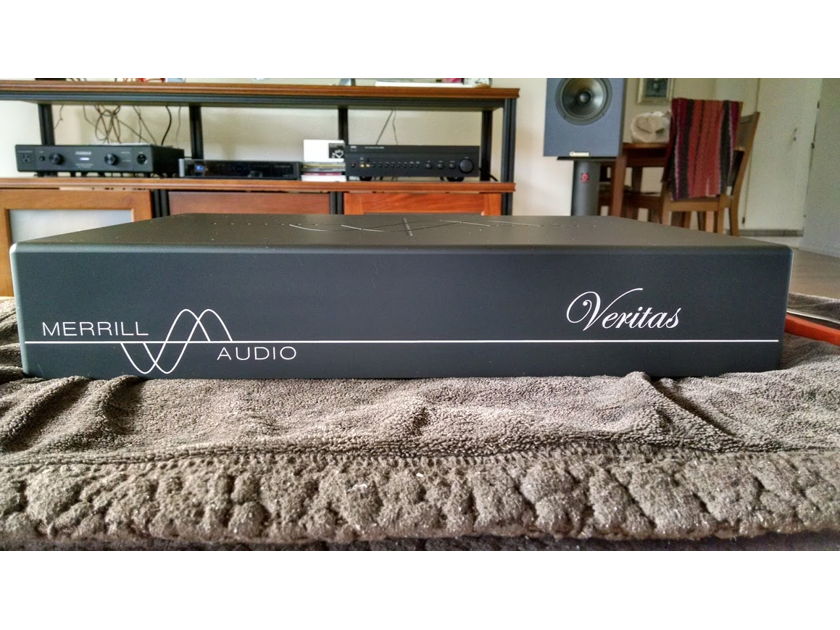 MERRILL AUDIO VERITAS stereo power amplifier Free Merrill ANAP XLR cable with purchase!