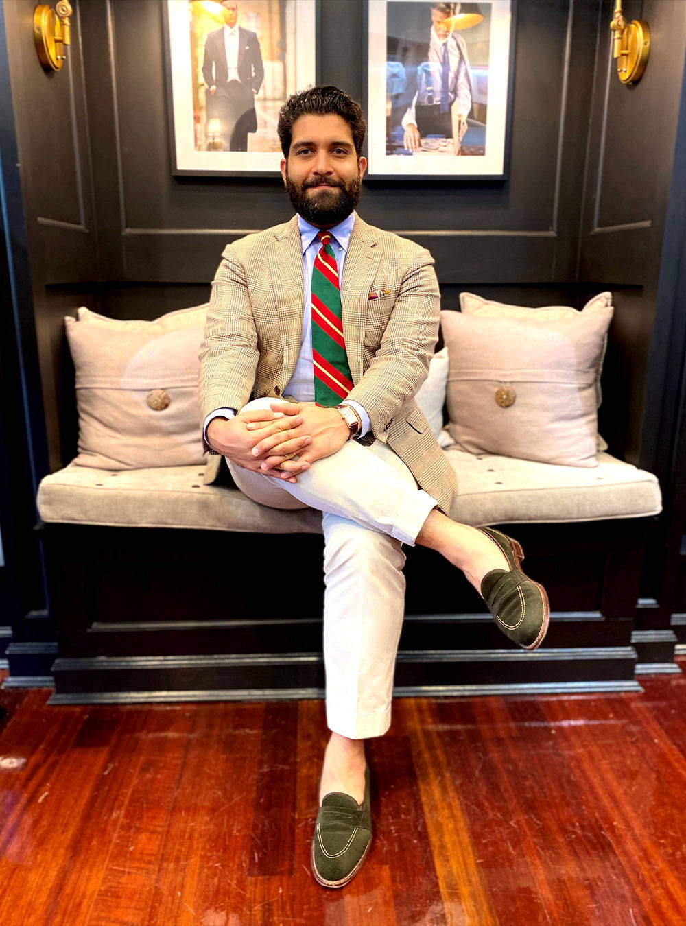 Kian Hassani, Store Manager